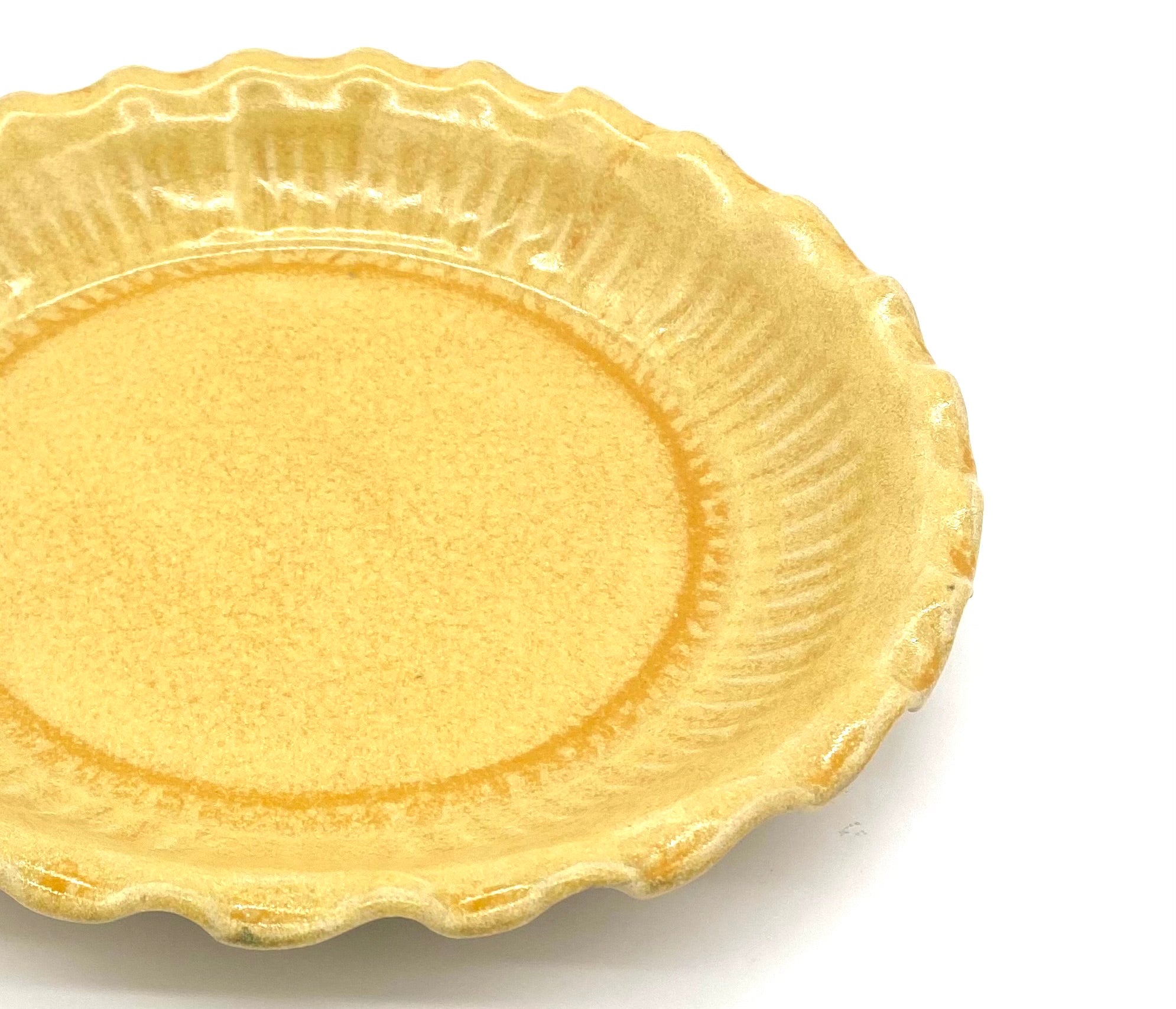 Making Pie Plates – GR Pottery Forms