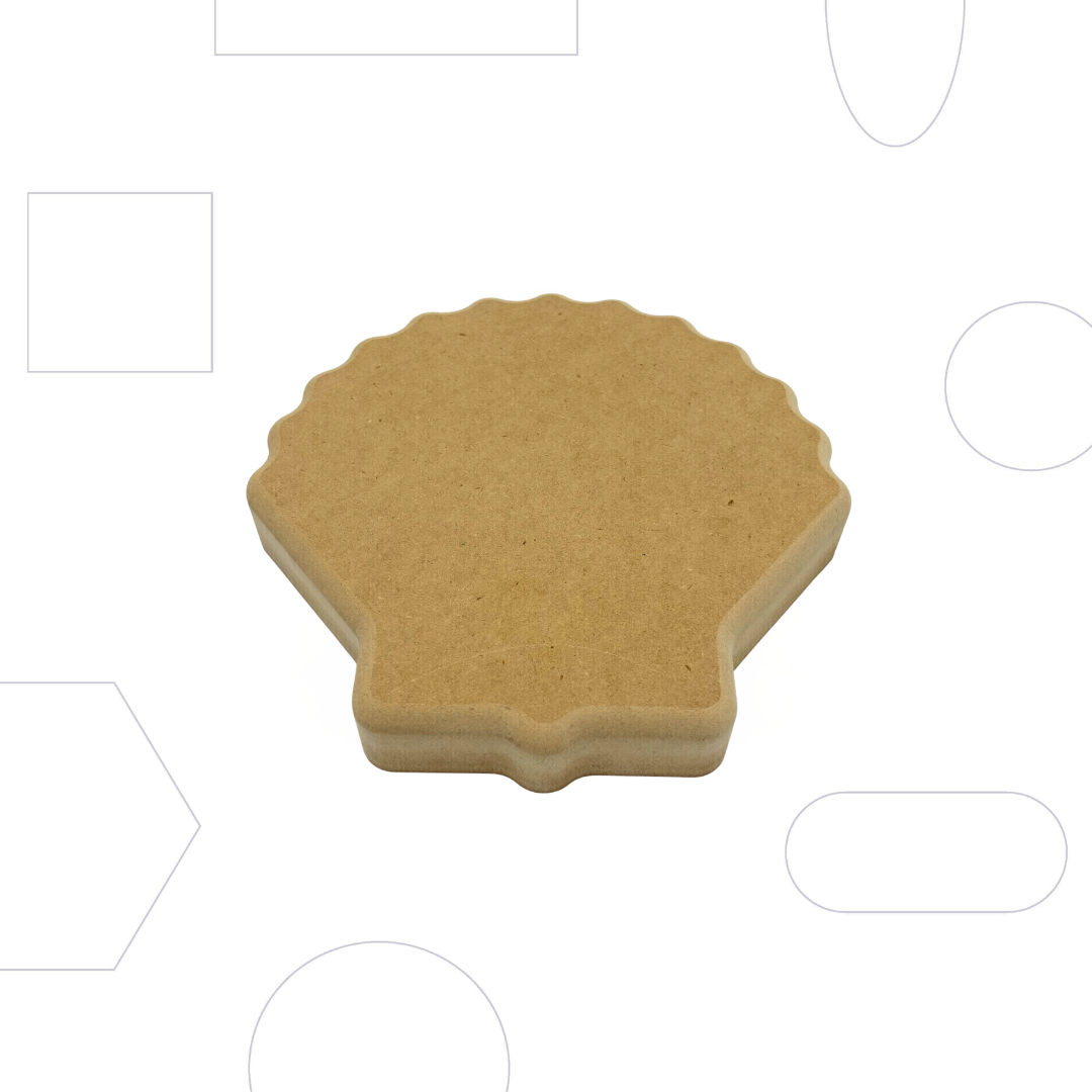 Wallie Scalloped Shell - 6"